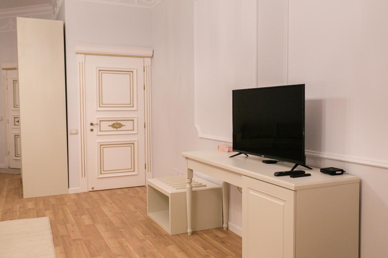 Vila Ferdinand Modern Rooms In Tirana'S Center Luaran gambar