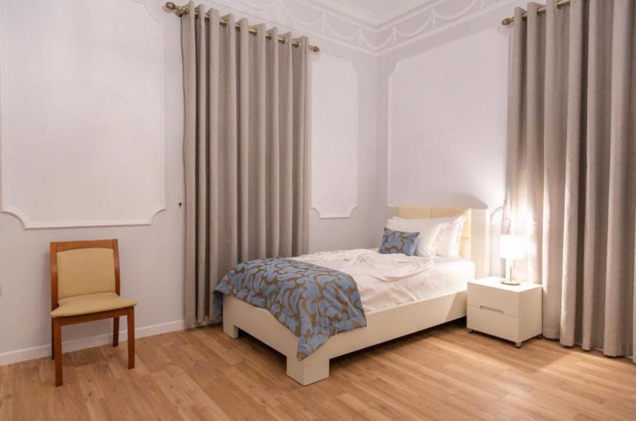 Vila Ferdinand Modern Rooms In Tirana'S Center Luaran gambar